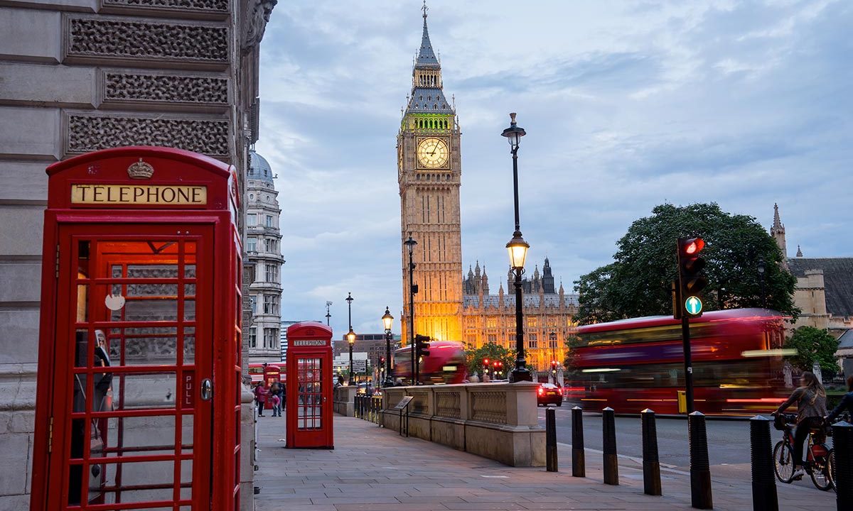 London Calling: Palaces-Parks-Docks & Clocks and more